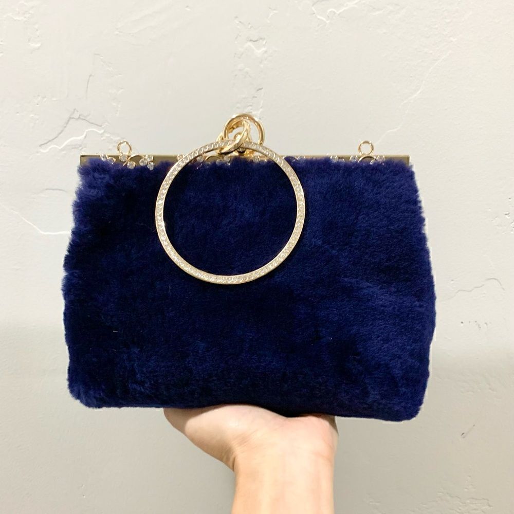 Handmade Genuine Shearling, Chic Design Kisslock Wristlet Ring Bag/Crossbody